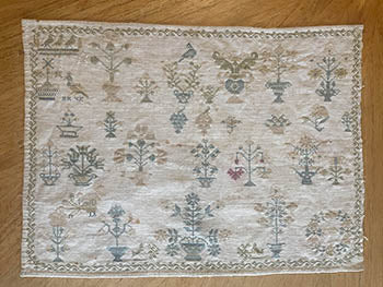 From the Heart NeedleArt by Wendy - Dutch Red Flower Sampler