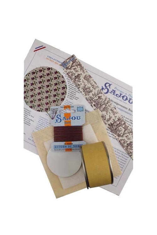 Sajou- Bordeaux Mignonnette round box Kit - Museum and Heritage Collection