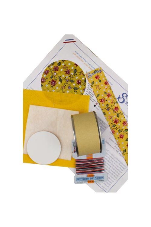 Sajou- Yellow Indienne round box Kit - Museum and Heritage Collection