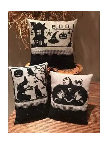 Twin Peak Primitives - Black Halloween Series