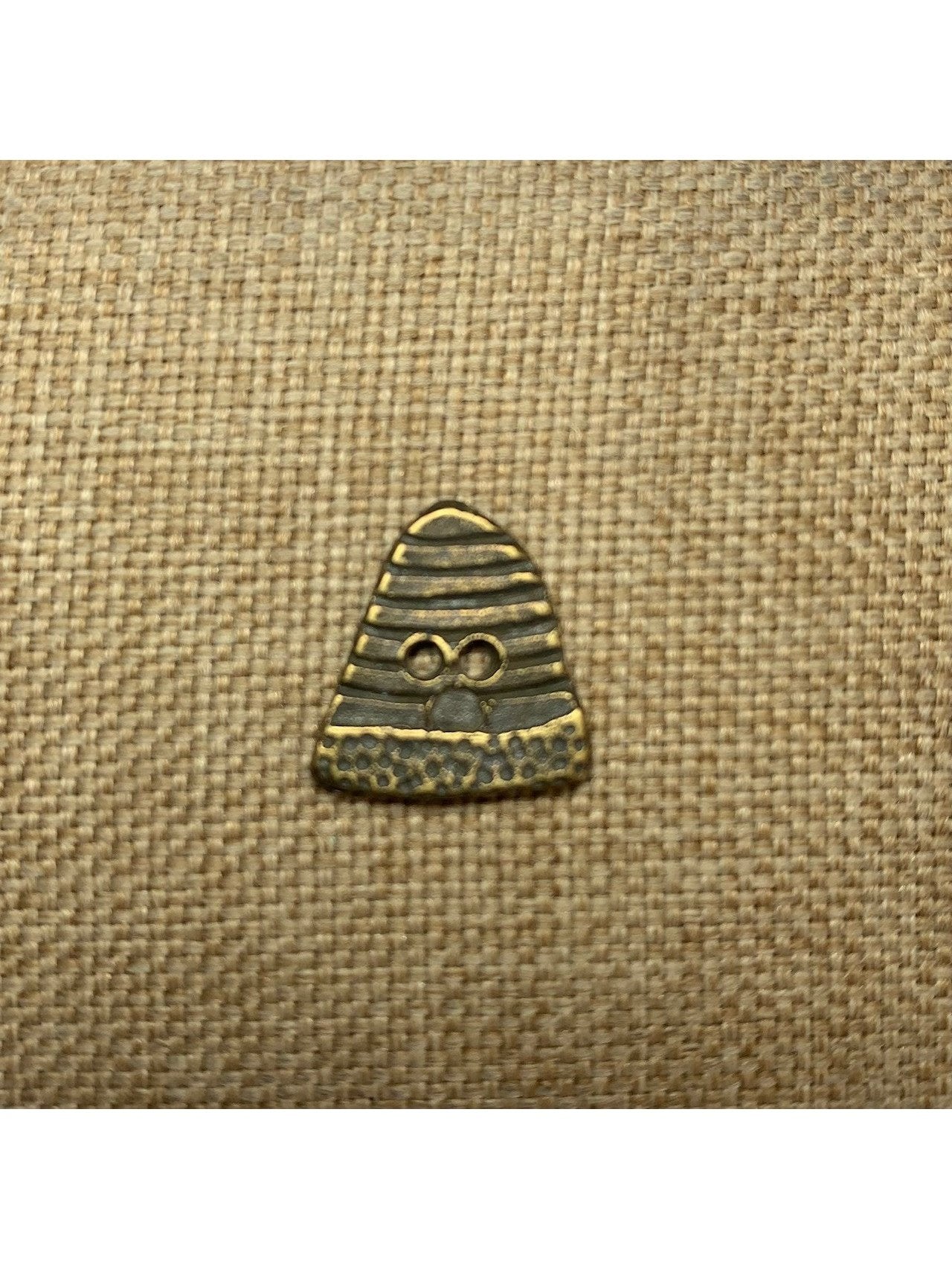 Homespun Elegance Olde Brass Buttons - Beehive
