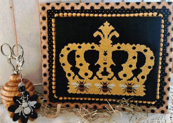Rovaris - Crown Bee (with charm)