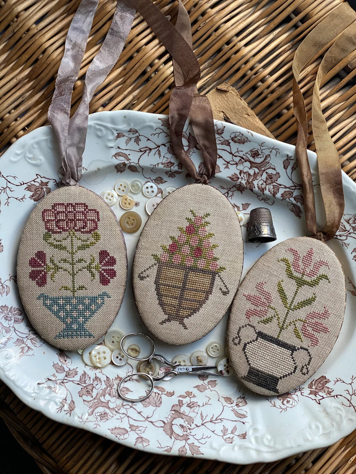 Stacy Nash Primitives - Pink Primrose Pin Disk
