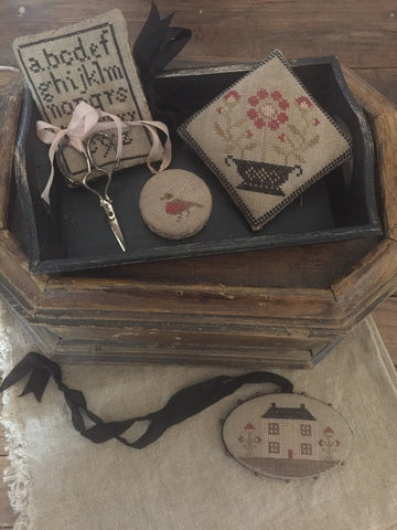 Stacy Nash Primitives - Farmhouse Sampler Pinkeep, Pin Disk, Scissor Fob & Needle Book