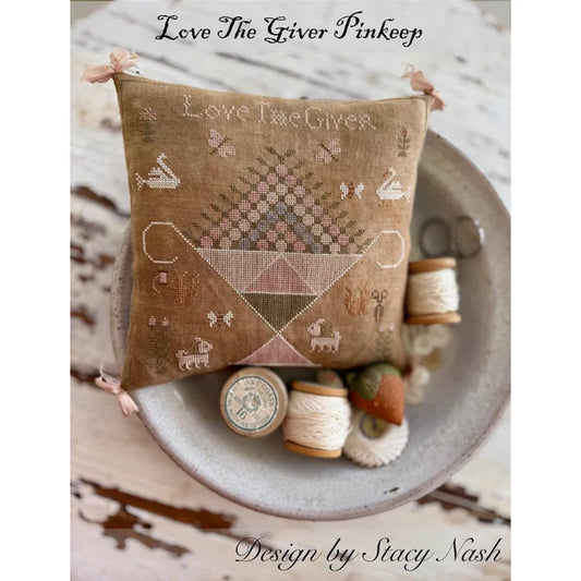 Stacy Nash Designs - Love The Giver PInkeep