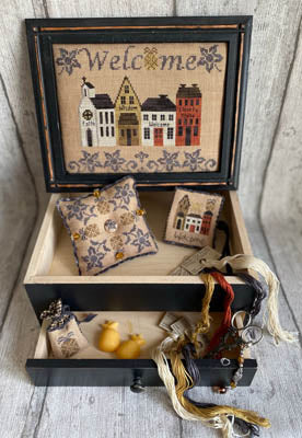 Mani di Donna - The Welcome Street Sewing Box