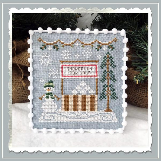 Country Cottage Needleworks - Snow Village: Snowball Stand