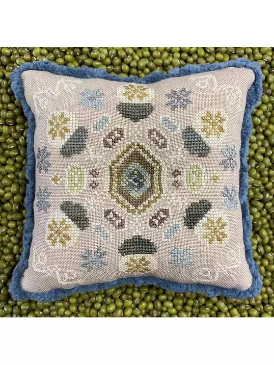 Blue Flower Stitching - Winter Acorns