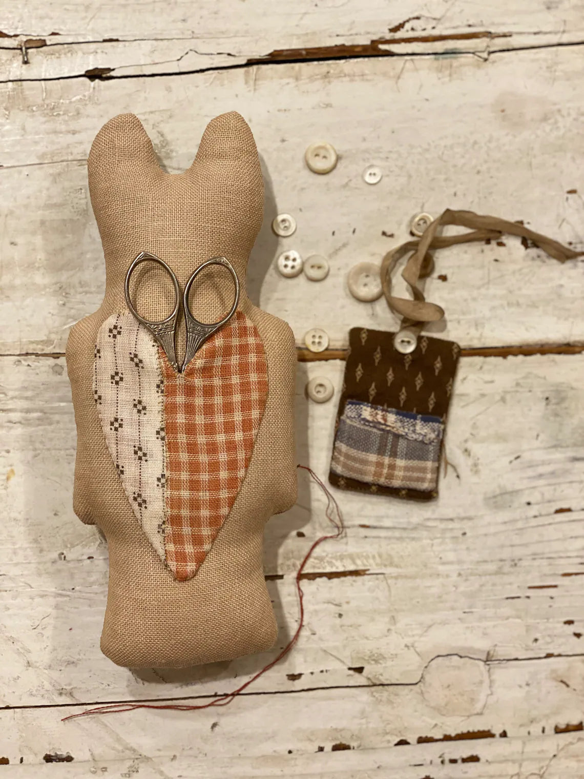Stacy Nash Primitives - Animal Cracker Series: Scarlett